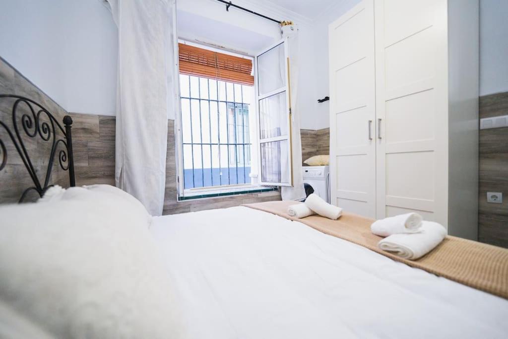 Apartamento En El Barrio De San Lorenzo, Junto A La Basilica Del Gran Poder Севилья Экстерьер фото