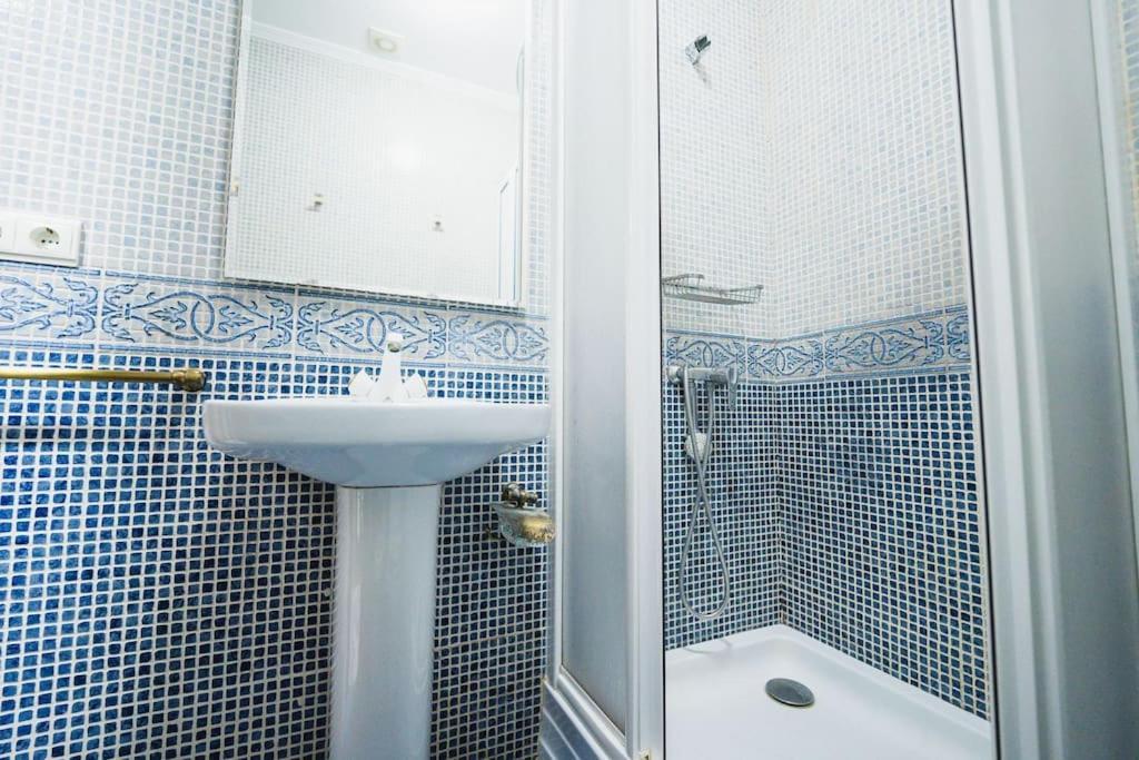 Apartamento En El Barrio De San Lorenzo, Junto A La Basilica Del Gran Poder Севилья Экстерьер фото